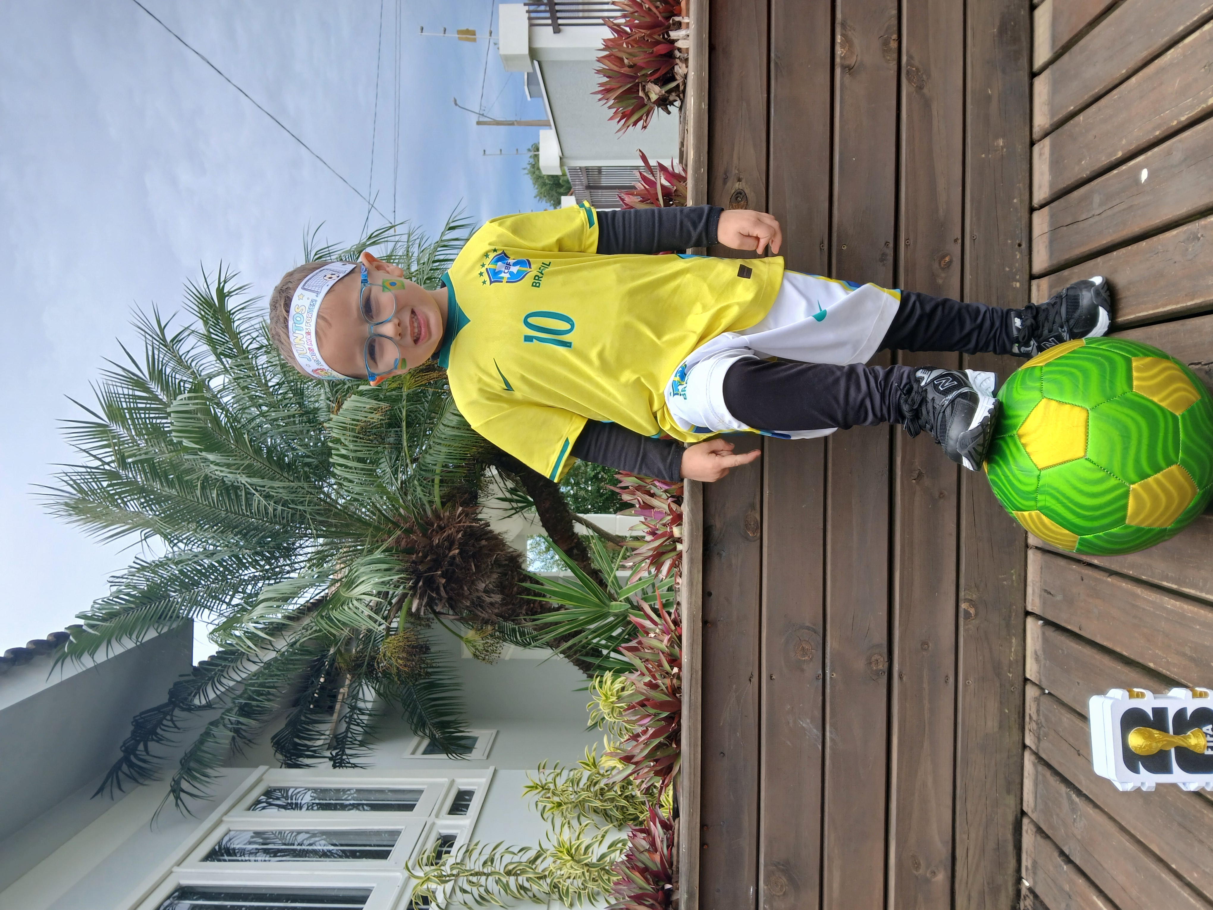 Bola pra Cima